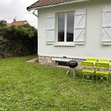 Petite Maison Avec Jardin Dans Banlieue De Paris Cormeilles-en-Parisis Luaran gambar