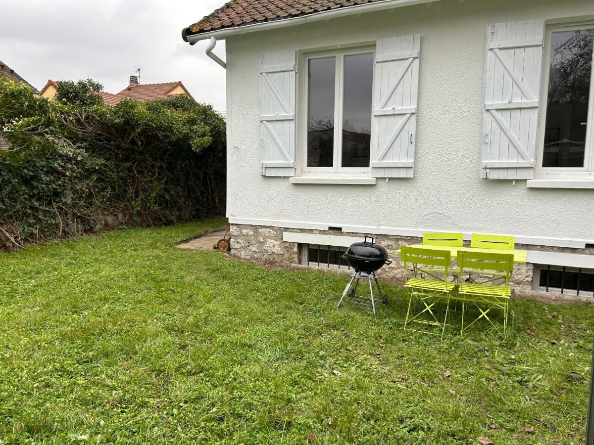 Petite Maison Avec Jardin Dans Banlieue De Paris Cormeilles-en-Parisis Luaran gambar